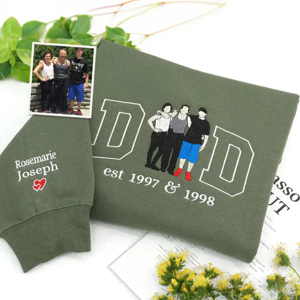 Custom Embroidered Dad Portrait Sweatshirt – Personalized Photo Hoodie, Thoughtful Father’s Day Gift
